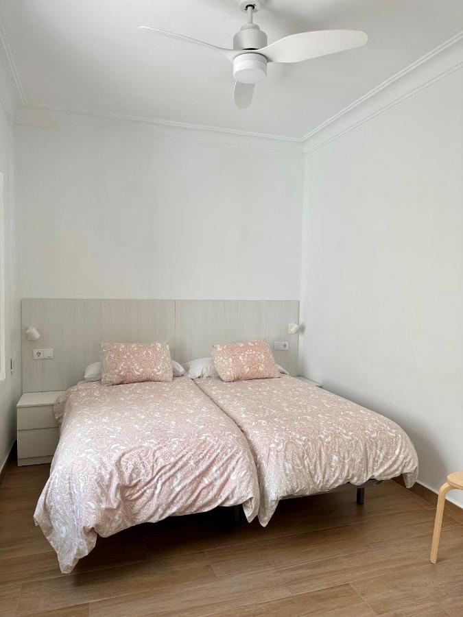 Casa Del Mar En La Plaza De La Axarquia Apartment ตอร์เรเดลมาร์ ภายนอก รูปภาพ